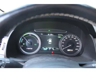 Foto 11 van Kia Niro 1.6 GDi PHEV DynamicLine Trekhaak Clima Navi Stoel- stuurverwarming