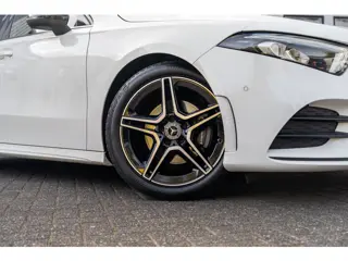 Foto 18 van Mercedes-Benz A-klasse 200 AMG