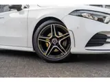 Foto 28 van Mercedes-Benz A-klasse 200 AMG