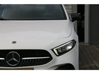 Foto 13 van Mercedes-Benz A-klasse 180 Business Solution AMG
