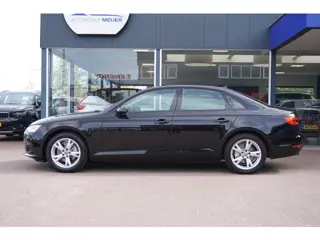 Foto 13 van Audi A4 Limousine 2.0 TFSI ultra Pro Line Automaat | Navigatie | Elek. Pakket | Zwart | Origineel NL