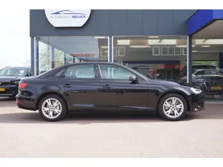 Foto 14 van Audi A4 Limousine 2.0 TFSI ultra Pro Line Automaat | Navigatie | Elek. Pakket | Zwart | Origineel NL