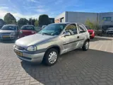 Foto 27 van Opel Corsa 1.2i-16V Strada | NAP | AUTOMAAT |