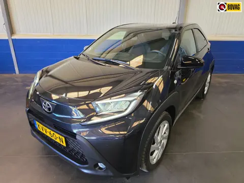 Toyota Aygo X 1.0 VVT-i MT first