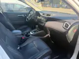 Foto 24 van Nissan Qashqai 1.2 Tekna AUTOMAAT DEFECT