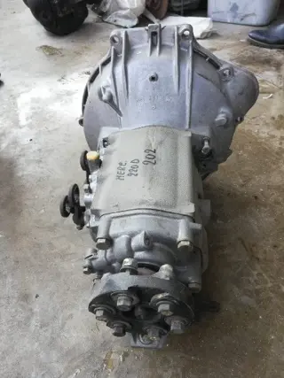 Gearbox Mercedes 220D