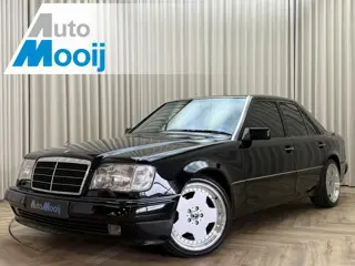 Mercedes-Benz E-Klasse 200-500 500E / 5.0 V8 / 326 PK / AMG Aero II 18" / Leder+Memory / Schuifdak /