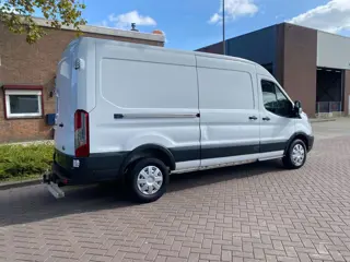 Foto 14 van Ford Transit 350 2.2 TDCI L3H2 Ambiente / 108.395 KM NAP / Airco / Camera / PDC / APK 20-2-2027 / 20
