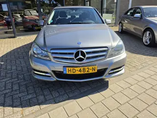 Foto 20 van Mercedes-Benz C-klasse 180 Prestige Avantgarde