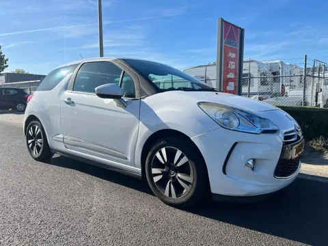 Citroen DS3 1.2 VTi Chic | Airco | Cruise Control | Bluetooth | NAVI