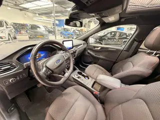 Foto 18 van Ford Kuga 2.5 PHEV 225 pk ST-Line | Pano | Adapt. cruise | El. a. klep | Stoelverw. | SOH 89,3% | 18