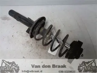 Volkswagen Polo 1.4 16V 2001-2009 Schokbreker voorzijde