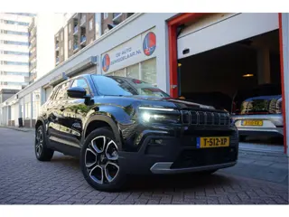 Jeep Avenger Black Edition 54 kWh | Sfeer | Apple | 360 | Adaptive + lane | Navi | Stoelverwarming |