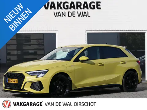 Audi A3 Sportback 40 TFSI e S-Line | Black optic | Full Maxton Design | Bang & Olufsen | Alcantara-/