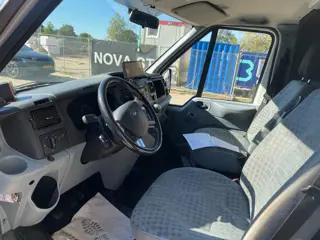 Foto 16 van Ford Transit 350L 2.2 TDCI Ambiente EF HD Jumbo / 2014 / Euro5 / Airco / 168.478 KM NAP/ APK 29-5-20