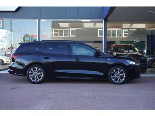 Foto 14 van Ford Focus Wagon 1.0 EcoBoost Hybrid ST Line Style | Airco | Navigatie | Carplay | Elek. pakket | 20