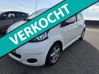 Toyota Aygo 1.0-12V Comfort Navigator Airco Navigatie APK 08-2027