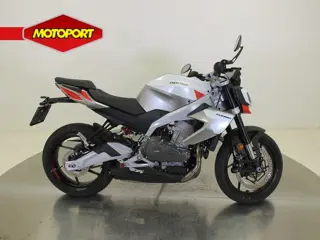 Aprilia TUONO 457 (bj 2025)
