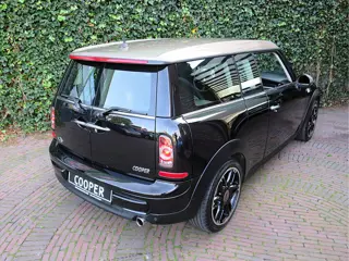 Foto 20 van MINI Clubman 1.6 Cooper BondStreet R55 LCI met Leder, Clima, afn. trekhaak en 17"
