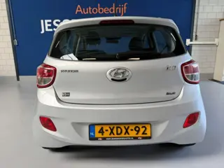 Foto 11 van Hyundai I10 1.0i i-Motion Premium /bj.2014 / kleur: grijs / NAP met 142036 km./ APK 09/2027 / climat