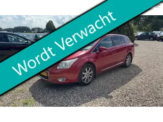 Toyota Avensis Wagon 1.8 VVTi Automaat 2e eig. Clima PDC Trekhaak 1600kg.