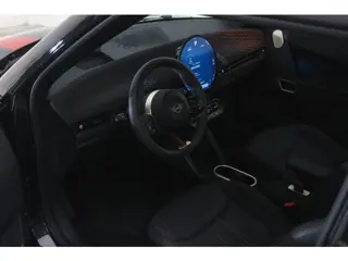 Foto 19 van MINI Hatchback Cooper SE / John Cooper Works / Pakket XL / John Cooper Works / Pakket XL / 18" JCW L