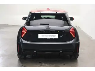 Foto 16 van MINI Hatchback Cooper SE / John Cooper Works / Pakket XL / John Cooper Works / Pakket XL / 18" JCW L