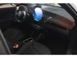 Foto 24 van MINI Hatchback Cooper SE / John Cooper Works / Pakket XL / John Cooper Works / Pakket XL / 18" JCW L