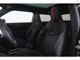 Foto 23 van MINI Hatchback Cooper SE / John Cooper Works / Pakket XL / John Cooper Works / Pakket XL / 18" JCW L