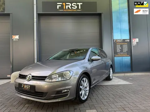 Volkswagen Golf 1.2 TSI Highline Automaat Navi Airco Pdc