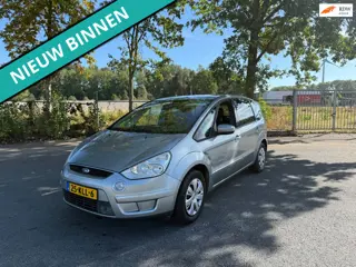 Ford S-Max 2.0 Titanium NETTE AUTO RIJDT EN SCHAKELT GOED