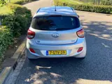 Foto 25 van Hyundai I10 1.0i i-Motion Comfort Plus rijklaar incl. nw apk!!