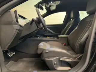 Foto 16 van Opel Astra 1.2 Turbo 130PK Aut. Elegance Black Pakket | 360 Camera | Carplay | AGR | Stoelverw. | In