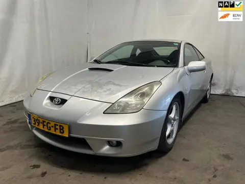 Toyota Celica 1.8 VVT-i - Schade
