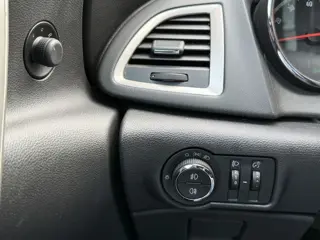 Foto 14 van Opel Astra Sports Tourer 1.4 Turbo Edition NIEUW BINNEN !! TREKHAAK | STOEL + STUUR VERW. |