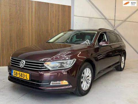 Volkswagen Passat Variant 1.6 TDI Highline | AUTOMAAT | NIEUWE DISTRUBUTIE | NIEUWE VERSTUIVERS | NI