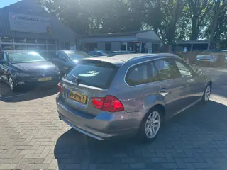 Foto 20 van BMW 3-serie Touring 318i Luxury Line , automaat , leer , navigatie , pdc