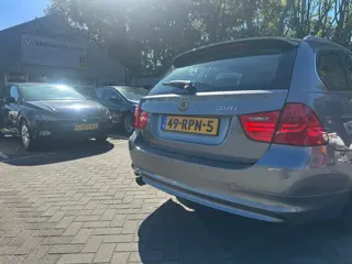 Foto 18 van BMW 3-serie Touring 318i Luxury Line , automaat , leer , navigatie , pdc