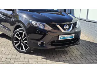 Foto 20 van Nissan Qashqai 1.2 Premier Edition Navi, Camera 360, Panormadak, 18inch, Dodehoek, Topstaat!