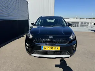 Foto 15 van Kia Niro 1.6 GDi Hybrid Style Edition Schuif/kanteldak, Trekhaak, 1e eign. NL-auto! Navigatie, Achte