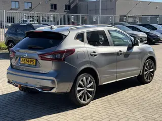 Foto 14 van Nissan Qashqai 1.3 DIG-T Tekna + | BOSE | Leder | Trekhaak | Panoramadak | 360° camera | Stoel- en s