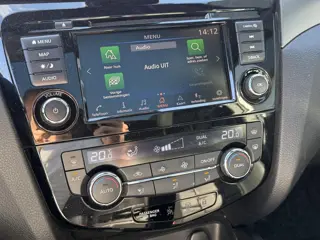 Foto 12 van Nissan Qashqai 1.3 DIG-T Tekna + | BOSE | Leder | Trekhaak | Panoramadak | 360° camera | Stoel- en s