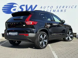 Foto 16 van Volvo XC40 1.5 T4 Plug-in hybrid Ultimate Dark | Pano | Memory | H/K Audio | 19 inch