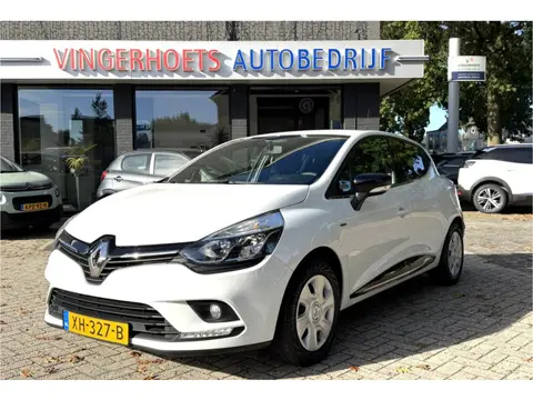 Renault Clio 0.9 TCe Limited 90 Pk Benzine * Trekhaak * Navigatie * Airco * Cruise Control * Hele Ne