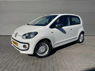 Foto 13 van Volkswagen Up! 1.0 move up! 2014 navi / lmv / airco / elek pakket
