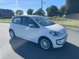 Foto 26 van Volkswagen Up! 1.0 move up! 2014 navi / lmv / airco / elek pakket