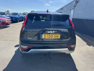 Foto 13 van Kia Niro 1.6 GDi PHEV ExecutiveLine Schuif/kanteldak, Trekhaak, NL-auto, Stoelkoeling- & verwarming,
