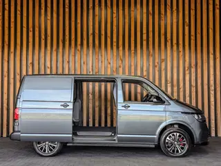 Foto 18 van Volkswagen Transporter 2.0 TDI 150PK DSG Bestelwagen L1H1 | 2X SCHUIFDEUR | COMFORTSTOELEN | NAVI |