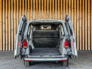 Foto 17 van Volkswagen Transporter 2.0 TDI 150PK DSG Bestelwagen L1H1 | 2X SCHUIFDEUR | COMFORTSTOELEN | NAVI |