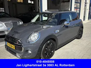 MINI 3-deurs 2.0 Cooper S Chili JCW/PANORAMA /LEDER/CLIMA/TOPSTAAT